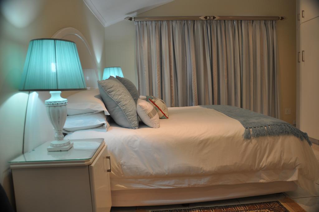 King Palm Self-Catering Suite Дурбан Экстерьер фото